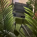 Bali Et Sauna Prive - Video Projecteur - Escapade Romantique-centre Apartment