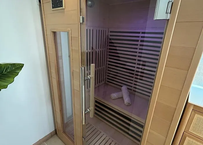 Bali Et Sauna Prive - Video Projecteur - Escapade Romantique-centre Carcassonne